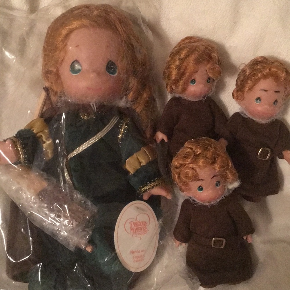 Disney Precious Moments Merida and Triplets, Brave